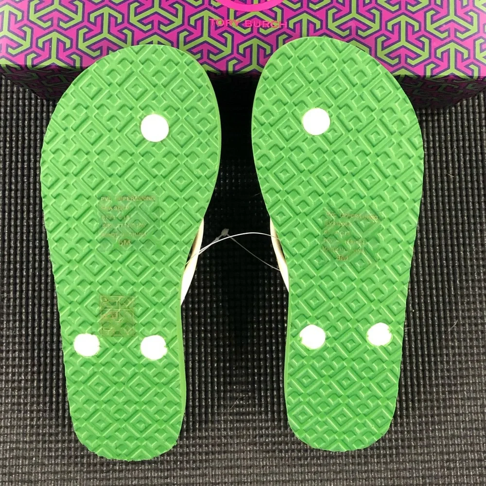 🎉 HP 🎉 🆕 Tory Burch Wild Pansy  New Ivory Flip Flops